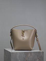 Bagsaaa YSL LE 37 small in shiny leather 749036 beige - 17 X 20 X 13 CM - 1