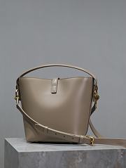 Bagsaaa YSL LE 37 small in shiny leather 749036 beige - 17 X 20 X 13 CM - 4