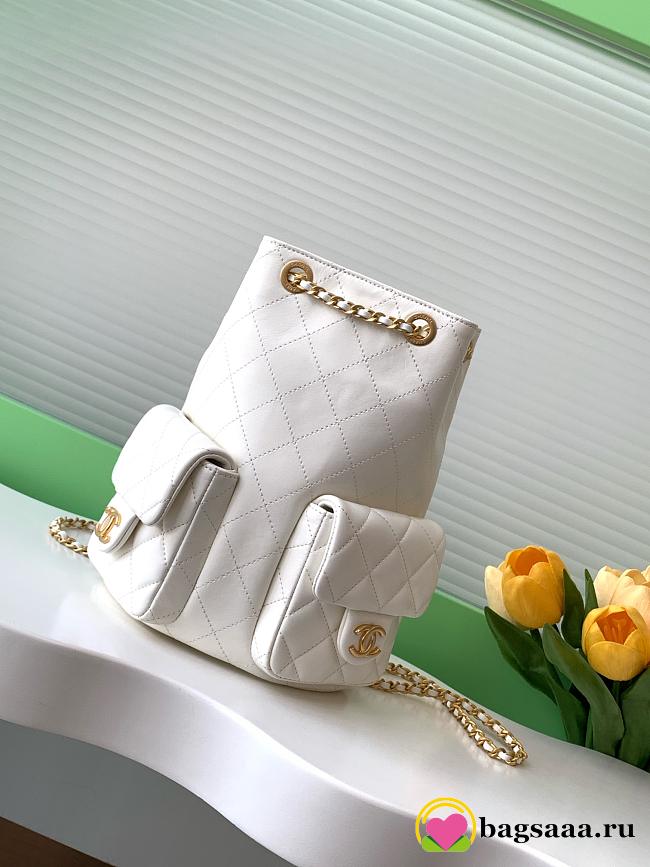 Bagsaaa Chanel Backpack AS5310 White Lambskin - 24.5 x 18 x 8cm - 1