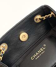 Bagsaaa Chanel Backpack AS5310 Black Lambskin - 24.5 x 18 x 8cm - 3