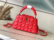 Bagsaaa Louis Vuitton M25332 Capucines East-West Mini Red - 22 x 12 x 8 cm - 1