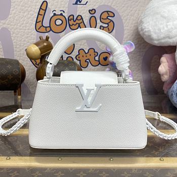 Bagsaaa Louis Vuitton M23956 Capucines East-West Mini White - 22 x 12 x 8 cm