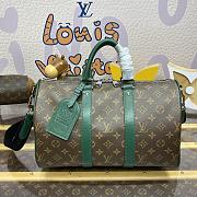 Bagsaaa Louis Vuitton M12765 Keepall Bandoulière 35 Bag Green - 34 x 21 x 16 cm - 1