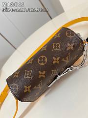 Bagsaaa Louis Vuitton M12811 Steamer Bag Yellow - 18 x 11 x 6.5 cm - 4