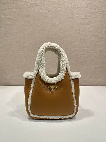 Bagsaaa Prada Shearling mini handbag 1BA349 Brown - 18 cm