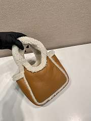 Bagsaaa Prada Shearling mini handbag 1BA349 Brown - 18 cm - 4