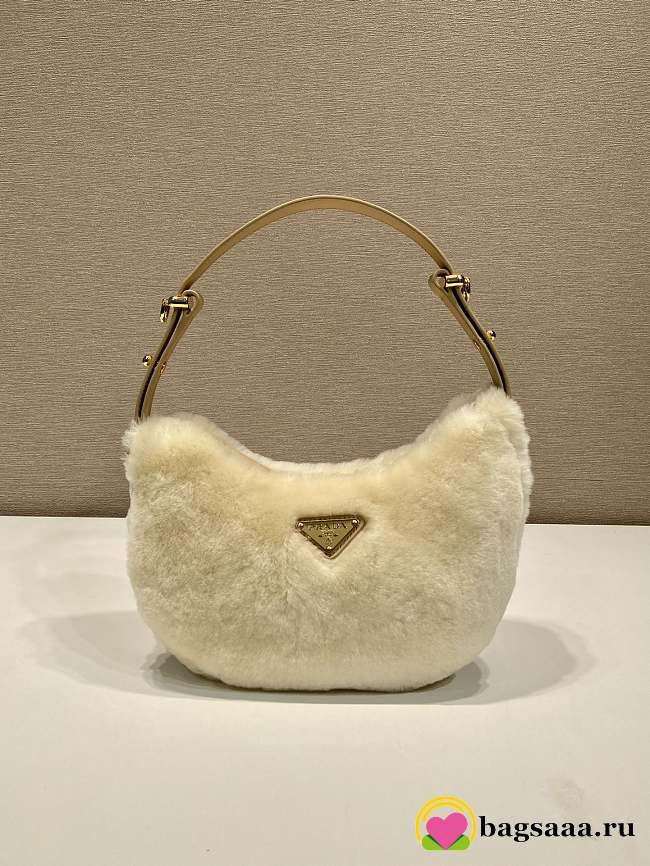 Bagsaaa Prada Arqué shearling and leather shoulder bag 1BC194 - 22.5 cm - 1