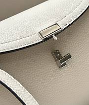 Bagsaaa Toteme T-Lock grained-leather clutch white - 26cm - 4