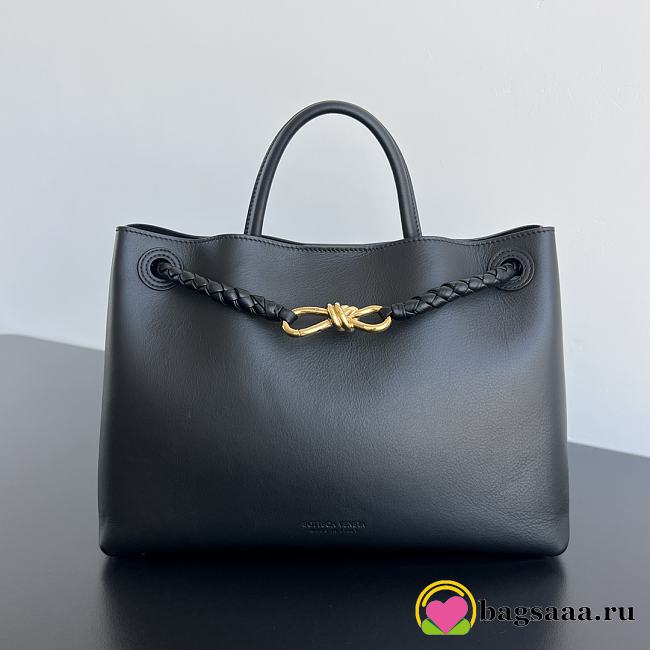 Bagsaaa Bottega Veneta Andiamo 810214 Black - 32x25x11 cm - 1