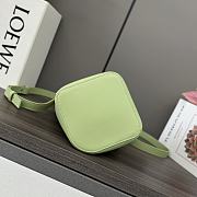 Bagsaaa Loewe Mini Pebble bucket in smooth calfskin light green - 16*16*19.5CM - 4