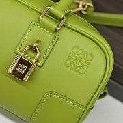 Bagsaaa Loewe Amazona 23 Cropped bag in nappa calfskin Meadow Green - 23x11x10 cm - 2