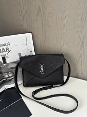 Bagsaaa YSL Cassandre envelope messenger in lambskin 801490 black - 23 X 16.5 X 6 CM - 1