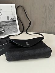 Bagsaaa YSL Cassandre envelope messenger in lambskin 801490 black - 23 X 16.5 X 6 CM - 3