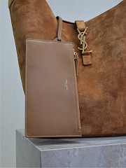 Bagsaaa YSL Le 5 À 7 hobo in suede 793088 brown - 44 X 32 X 3 CM - 3