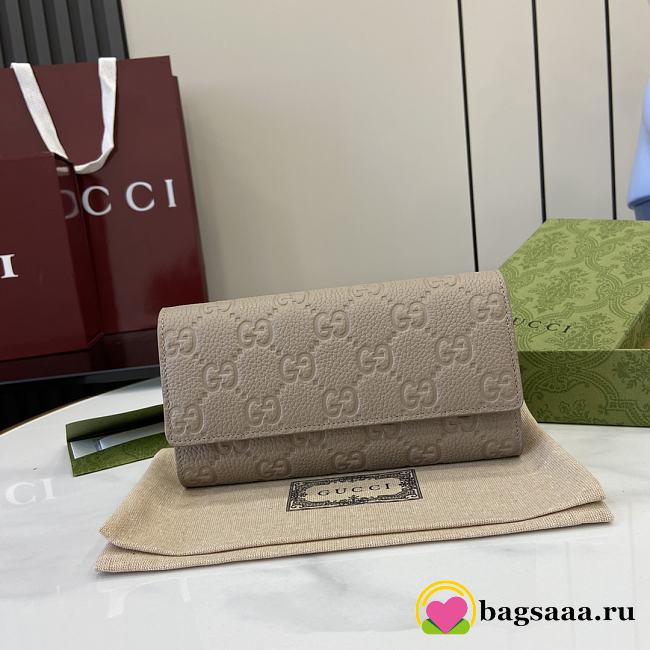 Bagsaaa Gucci GG Emblem continental wallet 815922 taupe - 19cm - 1