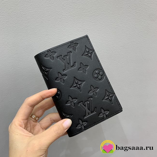 Bagsaaa Louis Vuitton M13187 Passport Cover Black - 10cm - 1