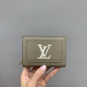 Bagsaaa Louis Vuitton M82370 Cléa Wallet Gray - 8.5 x 3.5 x 11 cm - 1