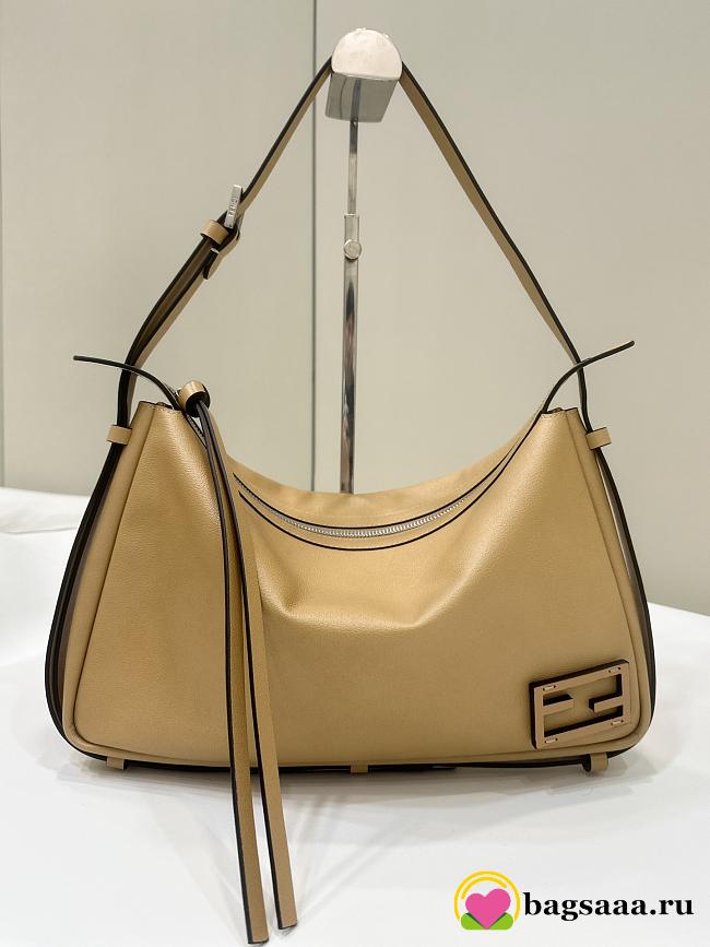 Bagsaaa Simply Fendi Medium beige leather bag - 34.5cm - 1