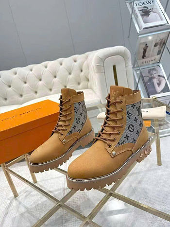 Bagsaaa Louis Vuitton Ranger Ankle Boot Beige 