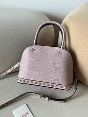 Bagsaaa Valentino Garavani Rockstud Small Handbag In Grainy Calfskin Light Pink - 21cm - 2