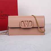 Bagsaaa Vlogo Signature Grainy Calfskin Wallet With Chain Rose Cannelle - 20cm - 1