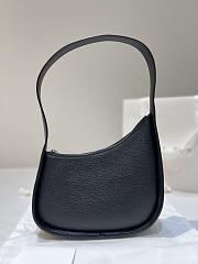 Bagsaaa The Row Half Moon Bag in Leather Black - 34cm - 4