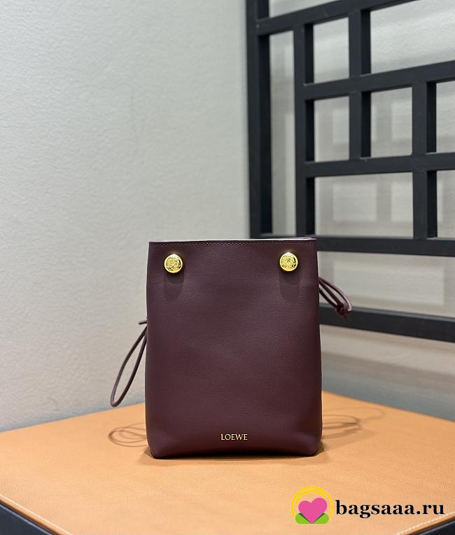 Bagsaaa Loewe Pebble pouch in smooth calfskin Dark Burgundy - 21.5cm - 1