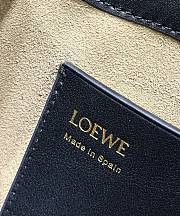 Bagsaaa Loewe Pebble pouch in smooth calfskin black - 21.5cm - 3