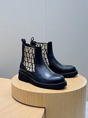 Bagsaaa Valentino Toile Iconographe Chelsea Boot In Toile Iconographe Technical Fabric And Calfskin - 1