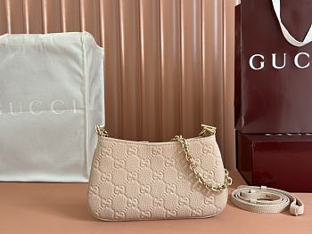 Bagsaaa Gucci GG Emblem super mini bag 815278 light pink - 23 x 12 x 2 cm