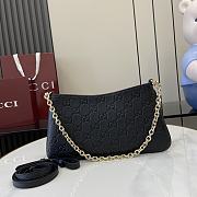 Bagsaaa Gucci GG Emblem medium shoulder bag 815277 black - 29.5cm - 1