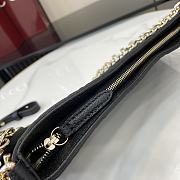 Bagsaaa Gucci GG Emblem medium shoulder bag 815277 black - 29.5cm - 4