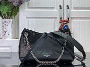 Bagsaaa Louis Vuitton M12888 CarryAll BB Black - 26 x 17 x 10 cm - 1