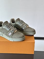 Bagsaaa LV Trainer Sneaker Olive Green - 4