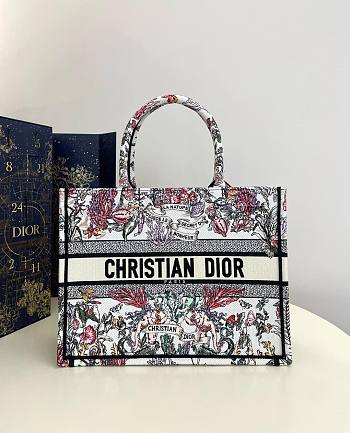 Bagsaaa Medium Dior Book Tote Latte Embroidery with Multicolor Dior Cabinet de la Mer Motif - 36 x 27.5 x 16.5 cm