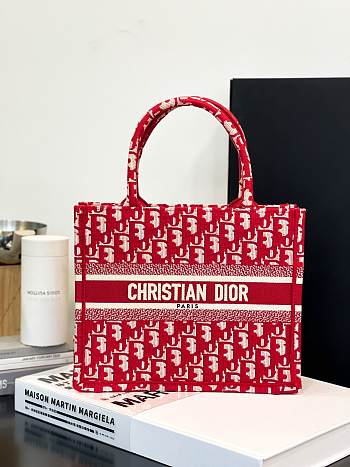 Bagsaaa Dior Red Small Oblique Book Tote - 27cm