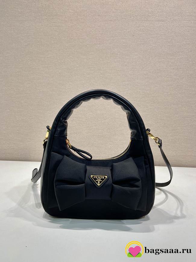 Bagsaaa Prada Re-Nylon and nappa leather mini-bag with bow 1BC241 black - 22cm - 1