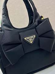 Bagsaaa Prada Padded Re-Nylon mini-bag with bow 1BA359 black - 18cm - 4