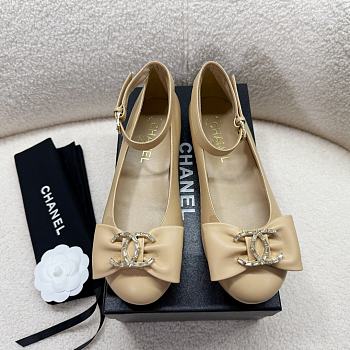 Bagsaaa Chanel Mary Janes Beige Leather G46022