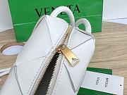 Bagsaaa Bottega Veneta Mini Cassette Camera Bag 701915 White - 15cm - 2