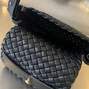 Bagsaaa Bottega Veneta Small Cobble Shoulder Bag 762711 Black - 19cm - 3