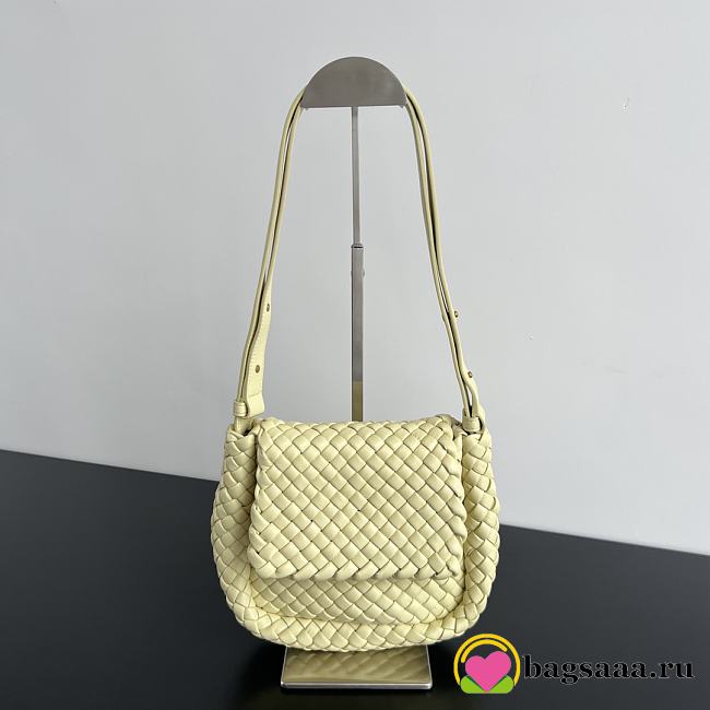 Bagsaaa Bottega Veneta Small Cobble Shoulder Bag 762711 Light Yellow - 19cm - 1