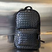 Bagsaaa Bottega Veneta Small Intrecciato Backpack Black - 41cm - 1