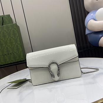 Bagsaaa Gucci Dionysus super mini bag 795368 white patent - 17.5 x 11 x 6.5 cm