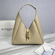 Bagsaaa Givenchy Medium G-Hobo bag beige - 43cm - 1