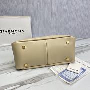 Bagsaaa Givenchy Medium G-Hobo bag beige - 43cm - 2