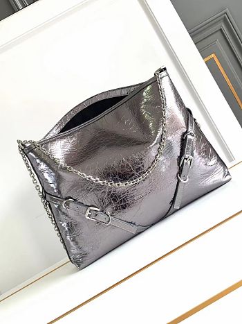 Bagsaaa Givenchy Medium Voyou bag in laminated leather silver - 40cm