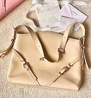 Bagsaaa Givenchy Medium Voyou bag in leather beige - 40cm - 1