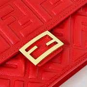 Bagsaaa Fendi Wallet On Chain Baguette red nappa leather wallet - 21cm - 2