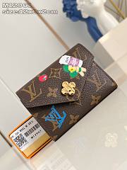 Bagsaaa Louis Vuitton M12961 57th Street NYC Victorine Wallet - 12cm - 1